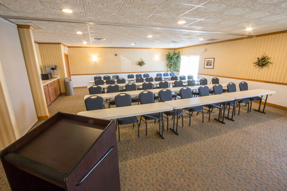 Blue Gate Garden Inn conference room