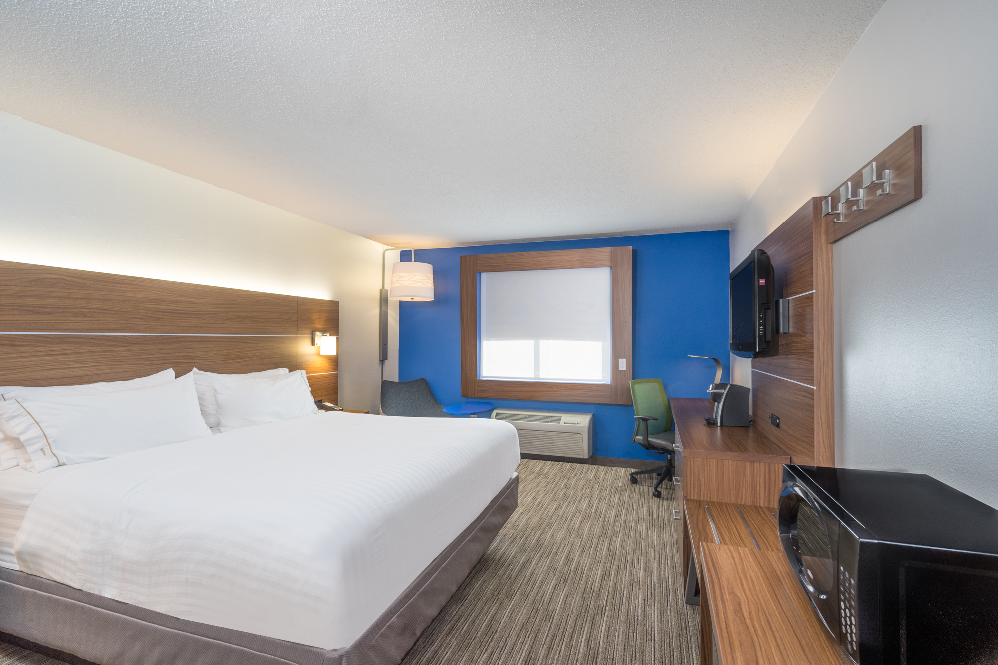 Holiday Inn Express room