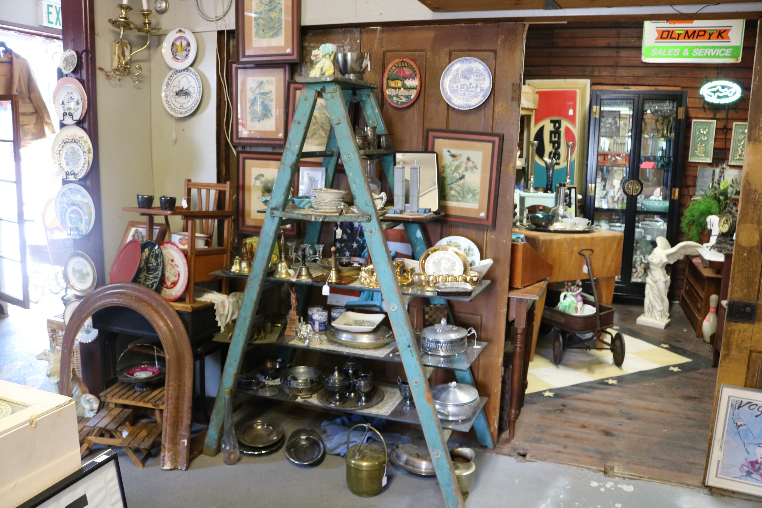 Old Creamery Antiques