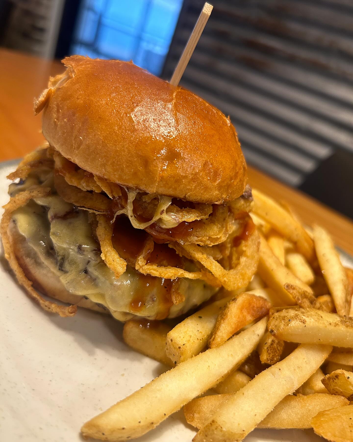 Destination 814 - burger