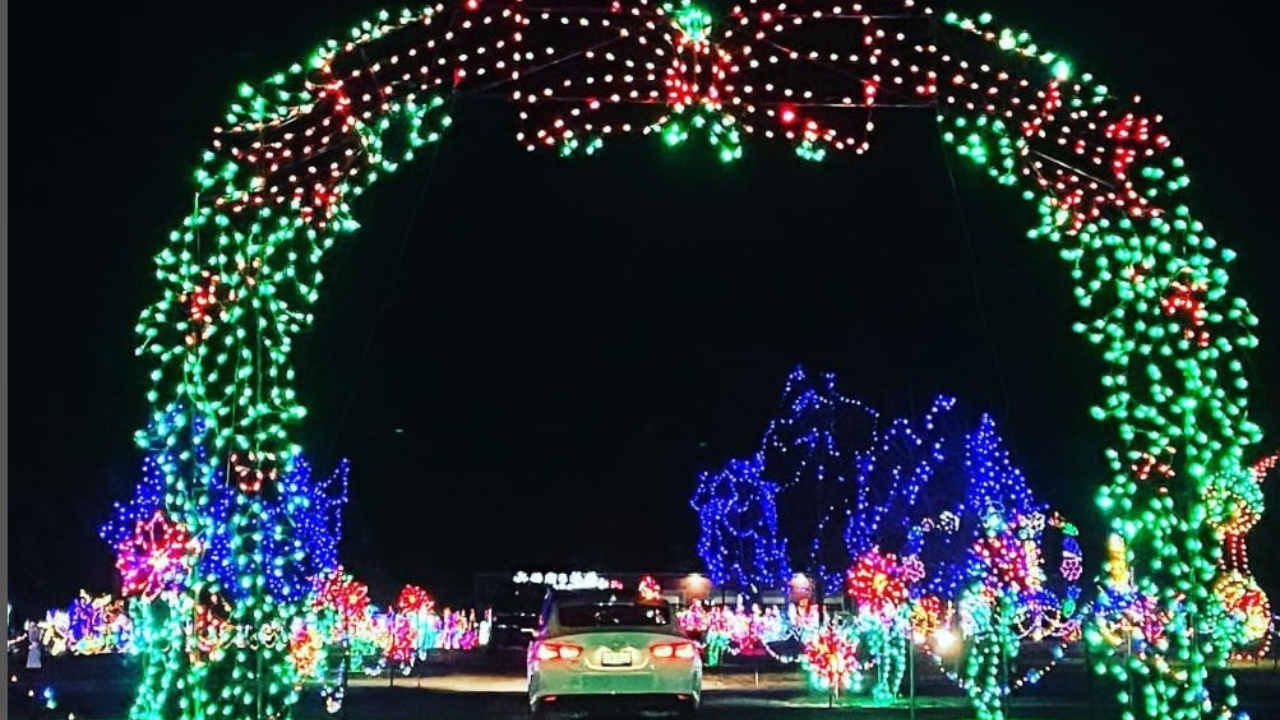 Christmas, Vintage & Craft Bazaar November 4 @ 8:00 am - 4:00 pm